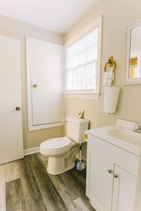 Vila Cozy Downtown Gem Fully Equipped Free Parking Mobile Exteriér fotografie
